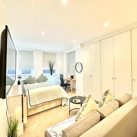 Luxury Family Apartment In Marylebone